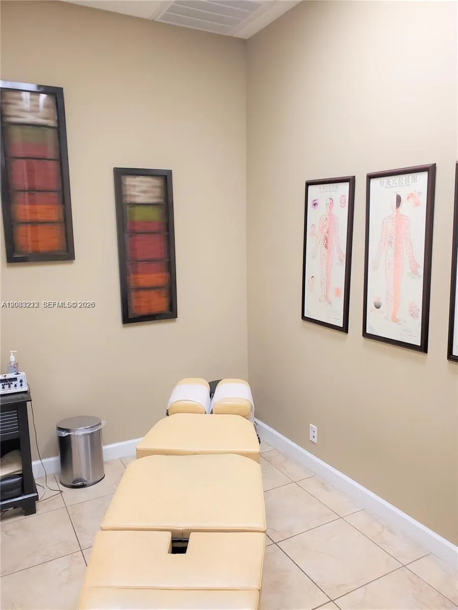2751 Executive Park Dr #202 Weston, FL 33331