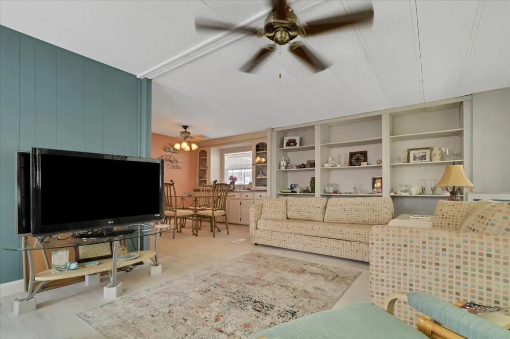 132 NW 53RD PLACE Deerfield Beach, FL 33064