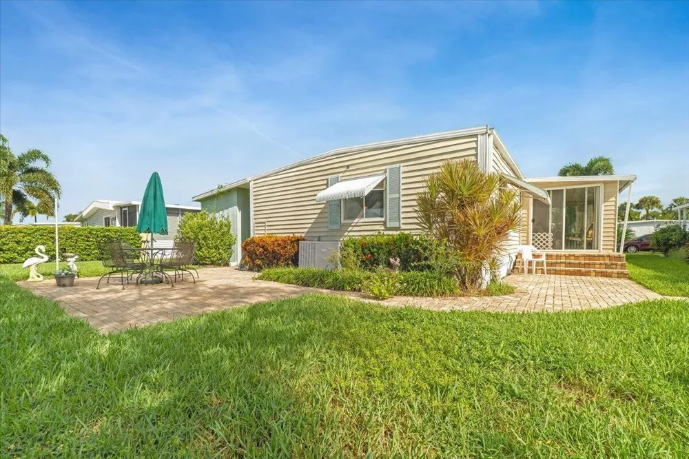 132 NW 53RD PLACE Deerfield Beach, FL 33064
