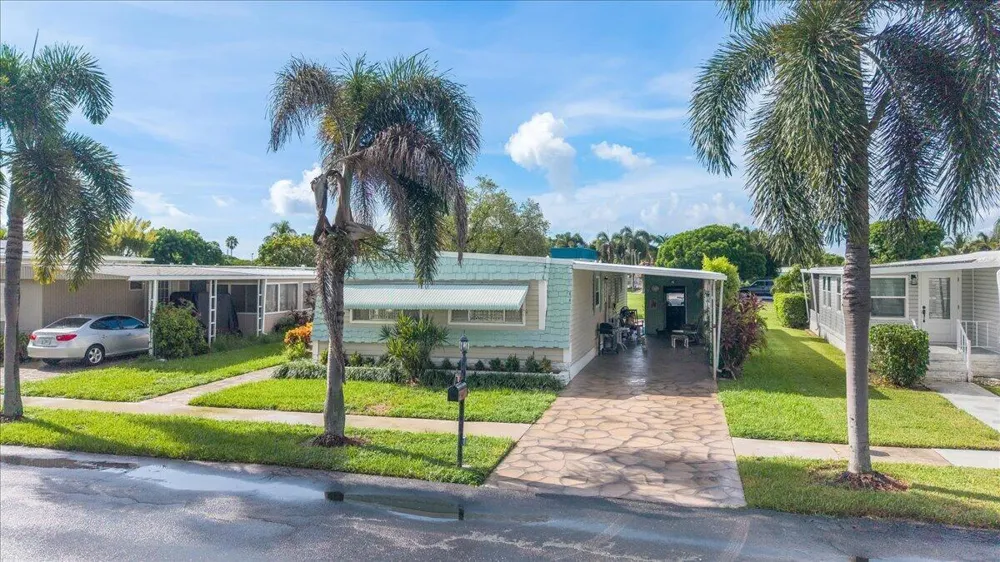 132 NW 53RD PLACE Deerfield Beach, FL 33064