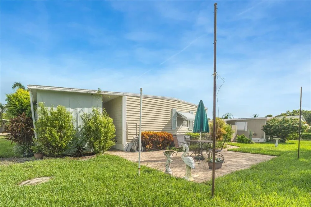 132 NW 53RD PLACE Deerfield Beach, FL 33064