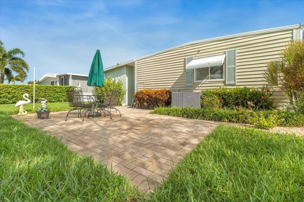 132 NW 53RD PLACE Deerfield Beach, FL 33064