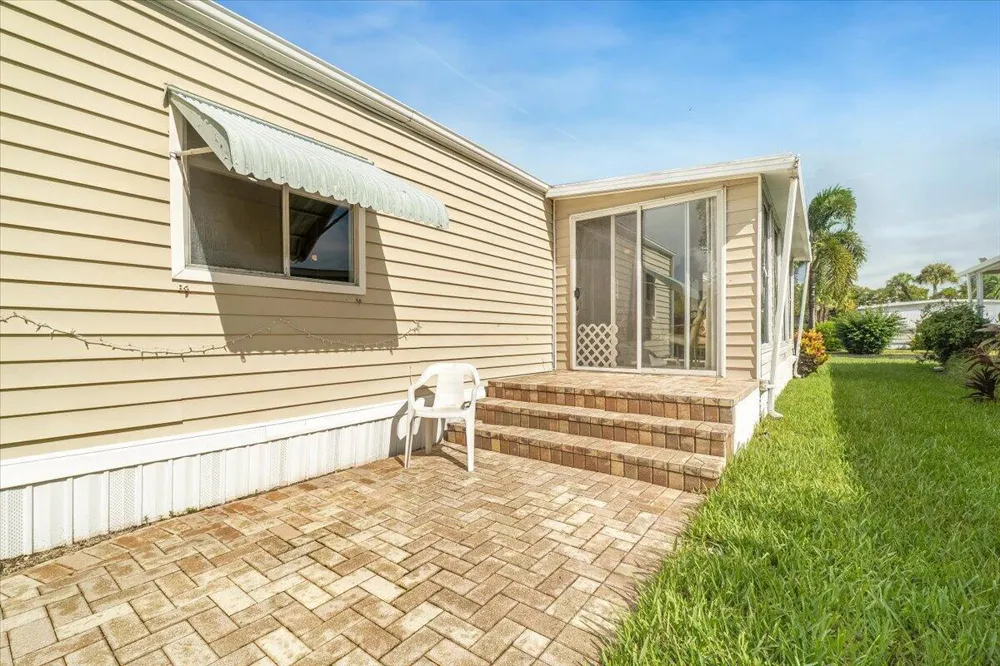 132 NW 53RD PLACE Deerfield Beach, FL 33064