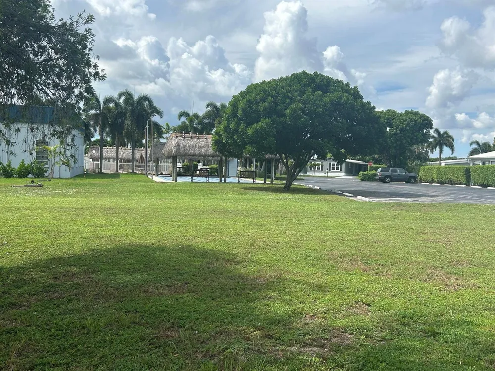 132 NW 53RD PLACE Deerfield Beach, FL 33064