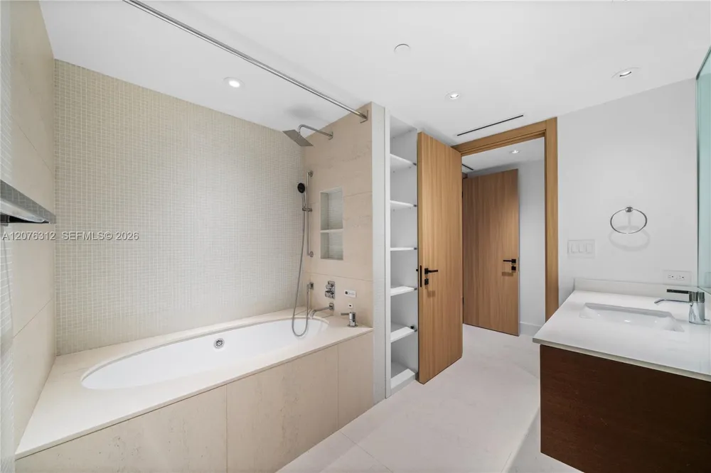 9999 Collins Ave #3F Bal Harbour, FL 33154