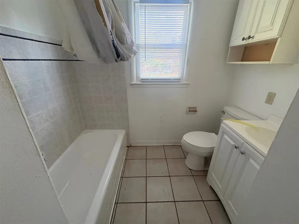6944 E 7th Street Tulsa, OK 74112