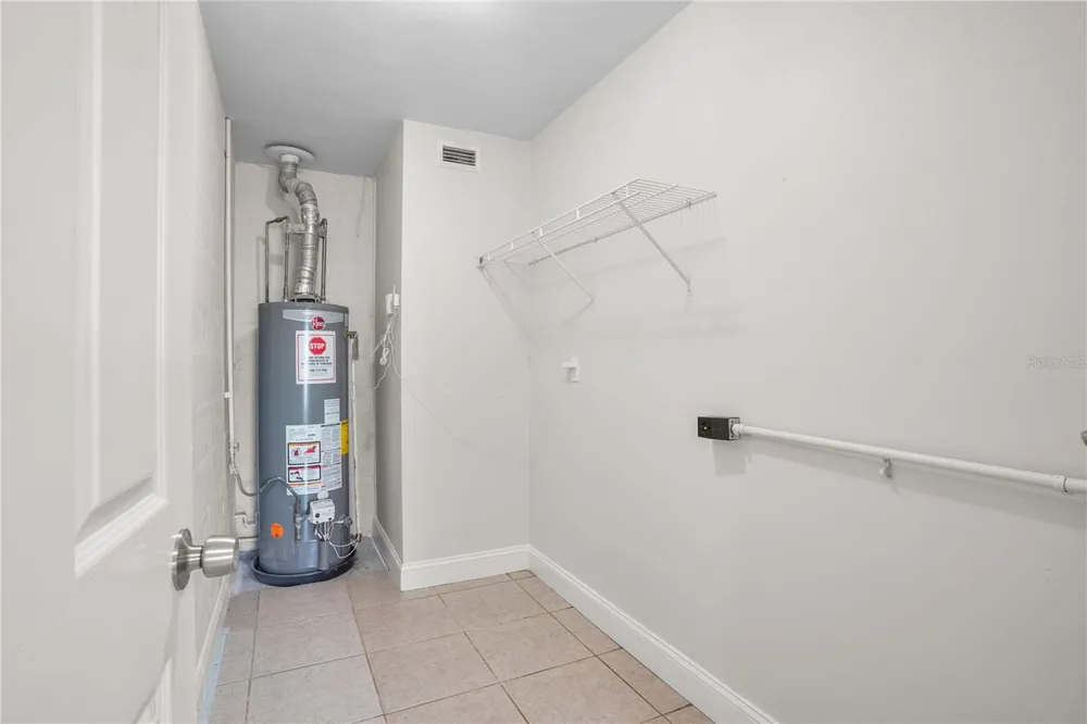 1008 KEATS AVENUE Orlando, FL 32809