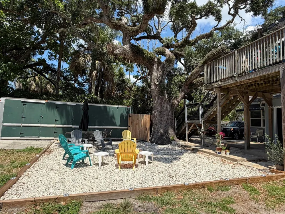 101 W LEMON STREET #1 Tarpon Springs, FL 34689