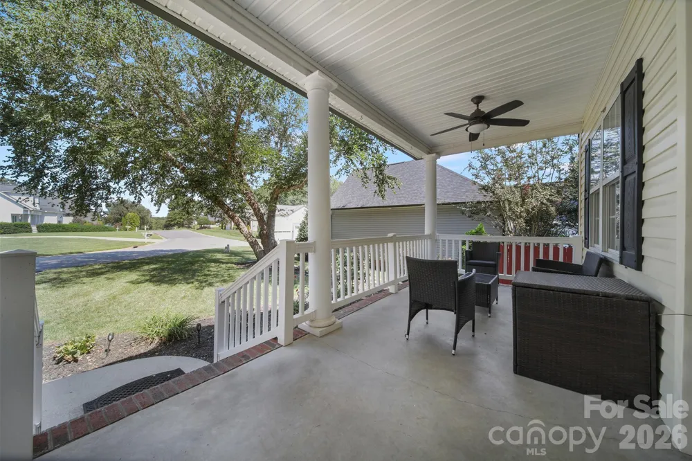 4004 River Falls Drive Lowell, NC 28098