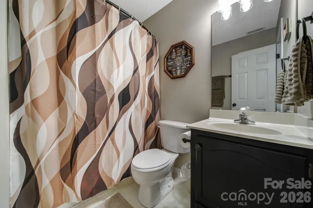 4004 River Falls Drive Lowell, NC 28098