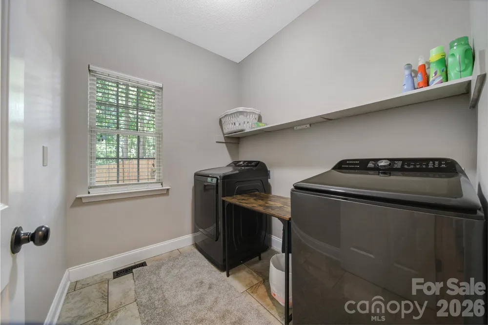 4004 River Falls Drive Lowell, NC 28098