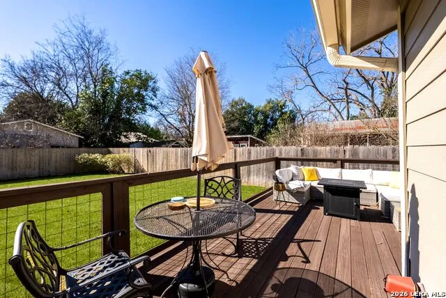 313 JAMES ST Boerne, TX 78006