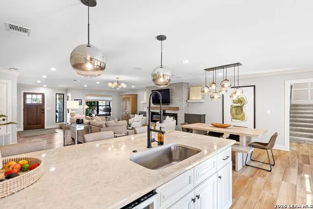 313 JAMES ST Boerne, TX 78006
