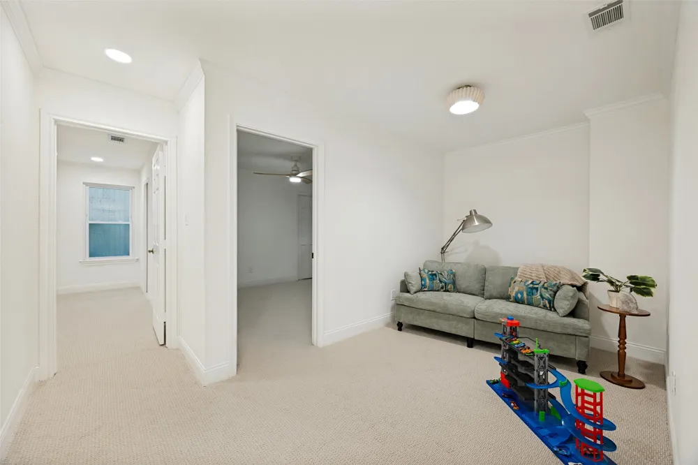 407 Valley Cove Drive Richardson, TX 75080