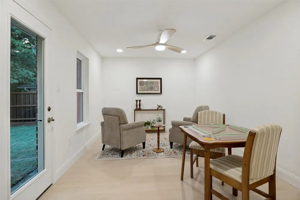 407 Valley Cove Drive Richardson, TX 75080