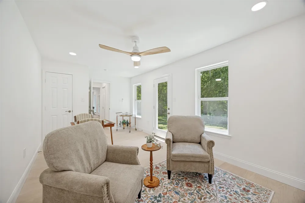407 Valley Cove Drive Richardson, TX 75080
