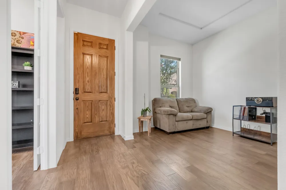 4524 Meadow Hawk Drive Arlington, TX 76005