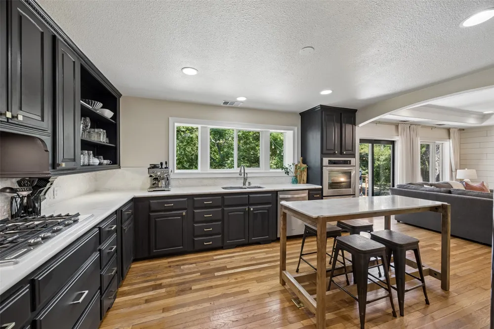 331 S Larkin Road Sunnyvale, TX 75182