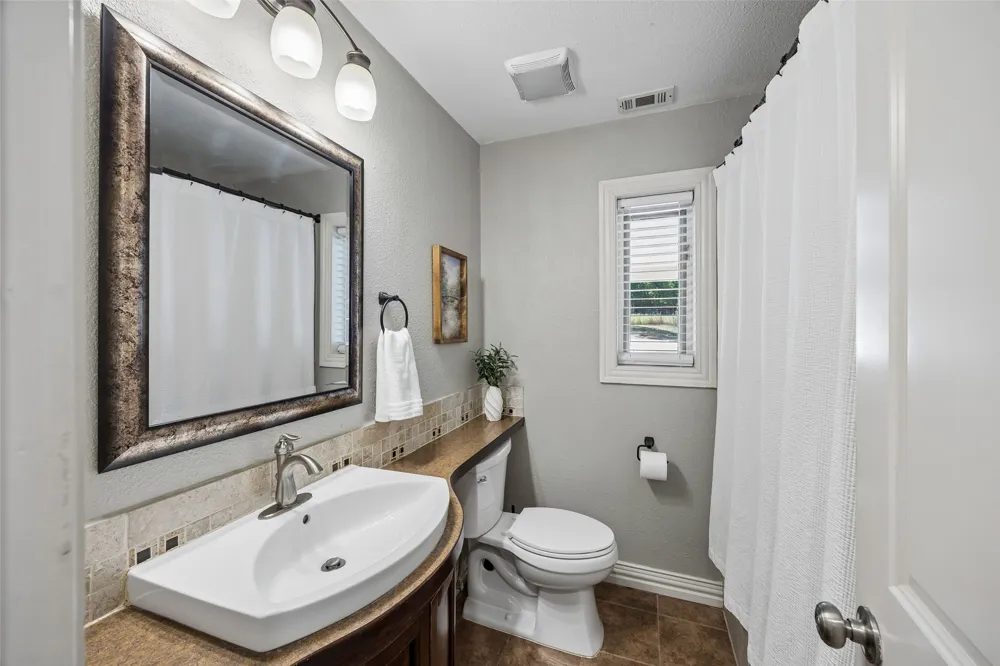 331 S Larkin Road Sunnyvale, TX 75182