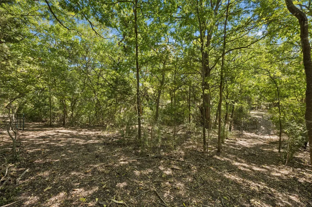 331 S Larkin Road Sunnyvale, TX 75182
