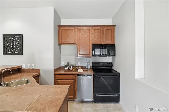 10380 Hodgen Road Colorado Springs, CO 80908