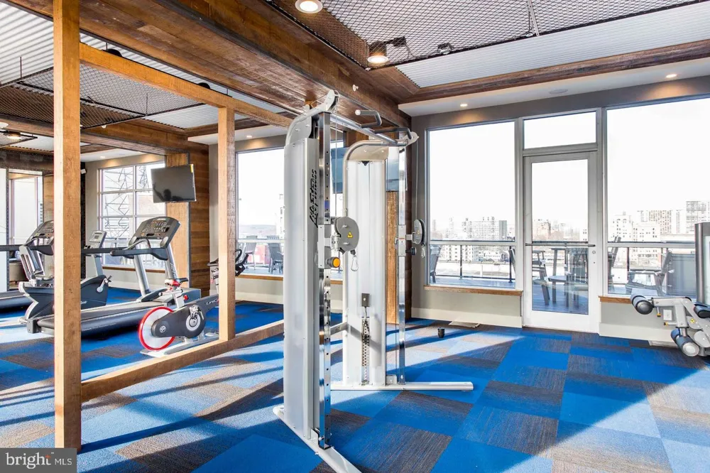 2121 MARKET STREET #703 Philadelphia, PA 19103