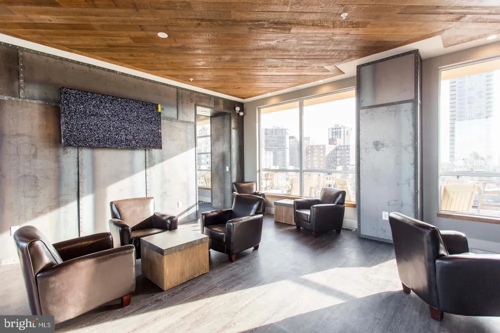 2121 MARKET STREET #408 Philadelphia, PA 19103