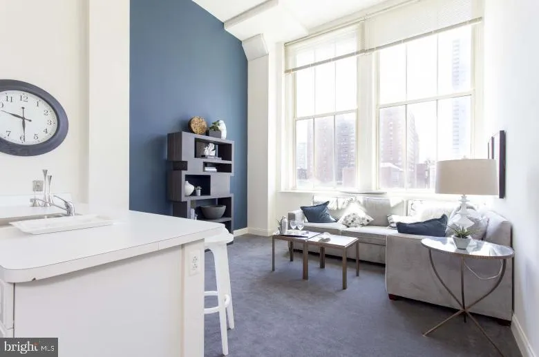 2121 MARKET STREET #408 Philadelphia, PA 19103