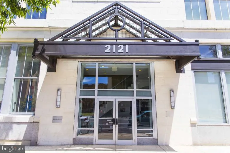 2121 MARKET STREET #408 Philadelphia, PA 19103