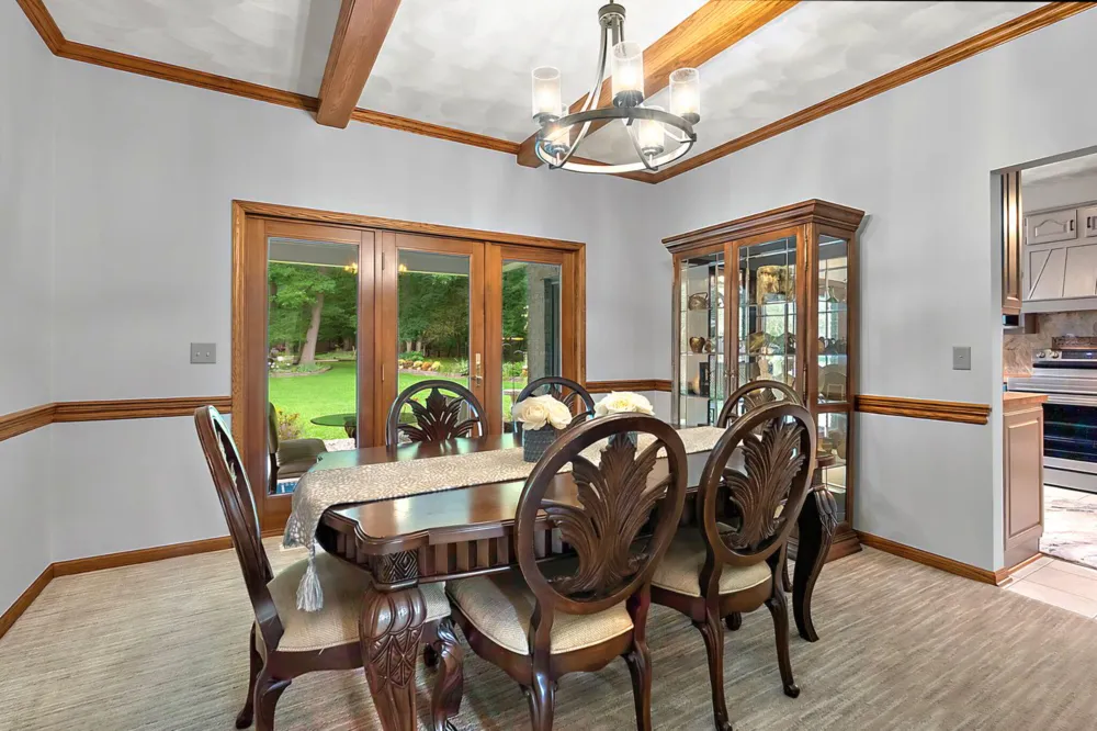 432 Division Avenue Holland, MI 49424