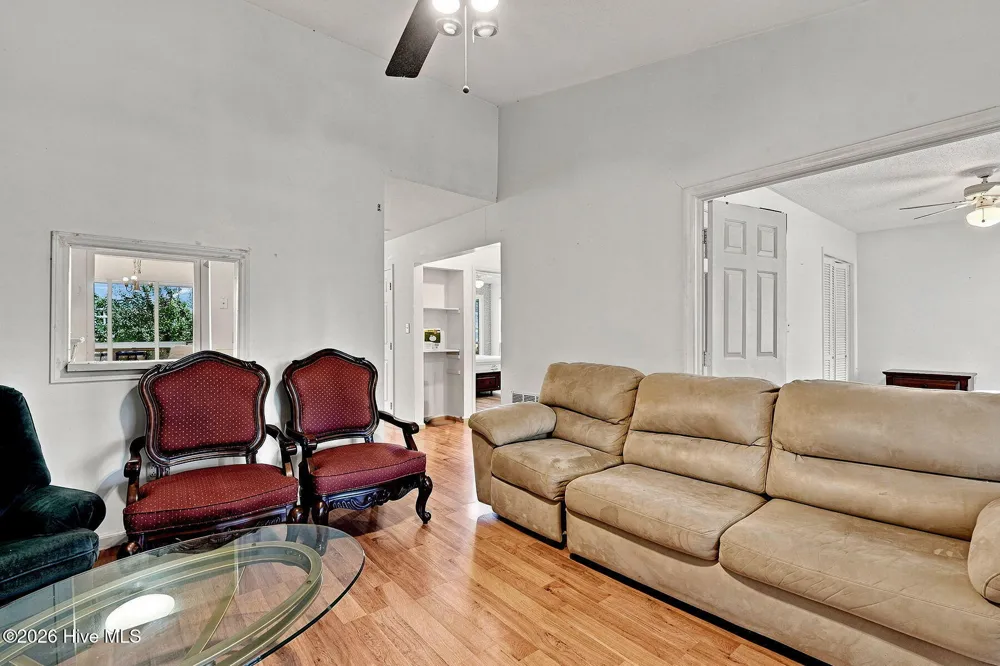 4621 Timbermill Court #304 Raleigh, NC 27612