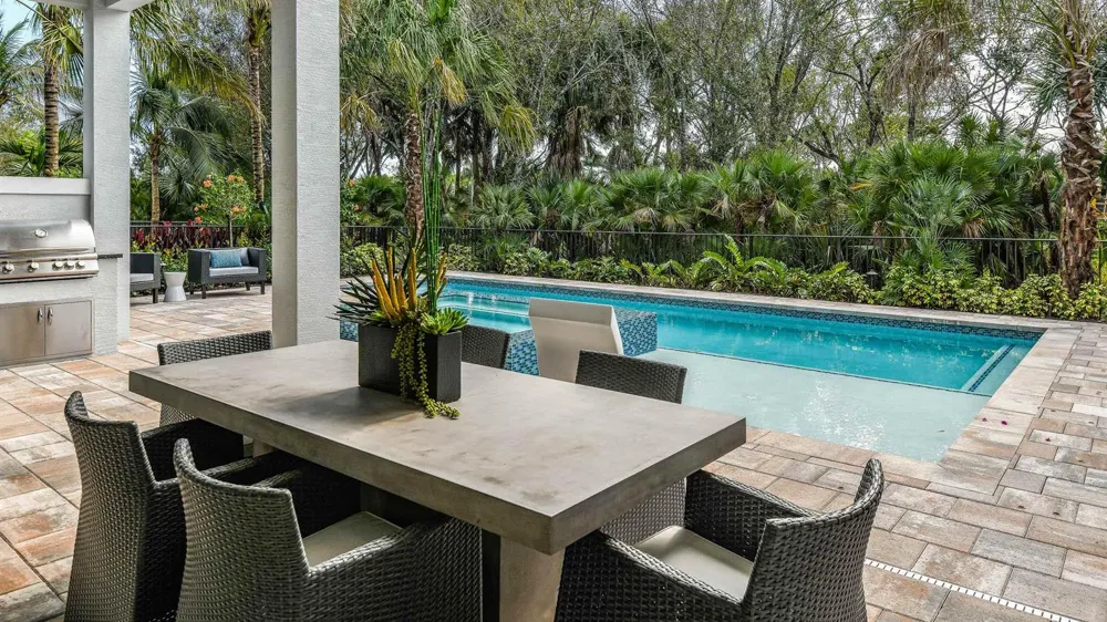 13357 Artisan Circle Palm Beach Gardens, FL 33418