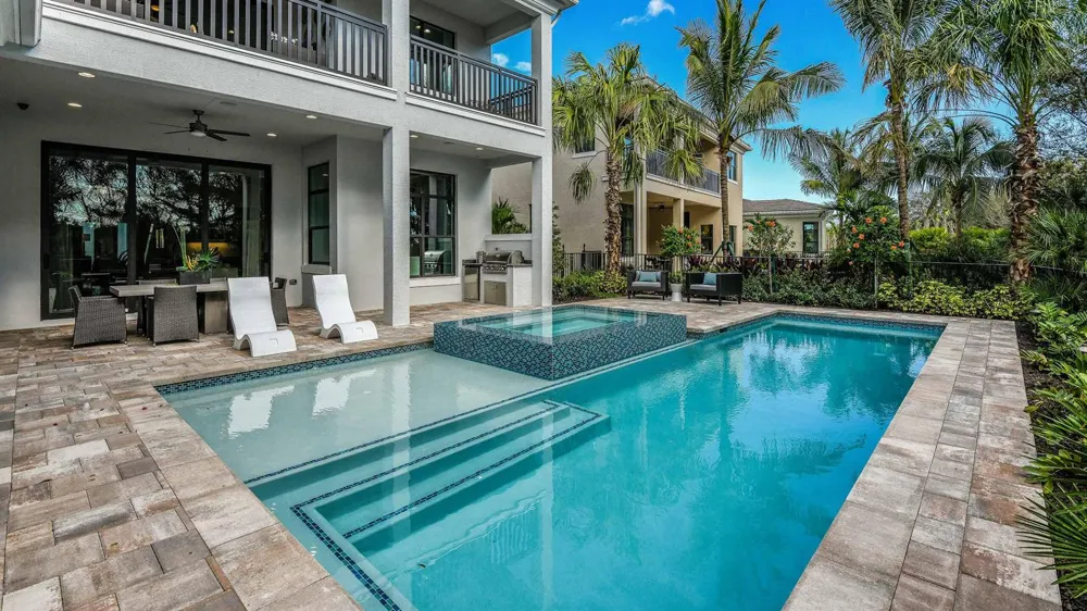 13357 Artisan Circle Palm Beach Gardens, FL 33418
