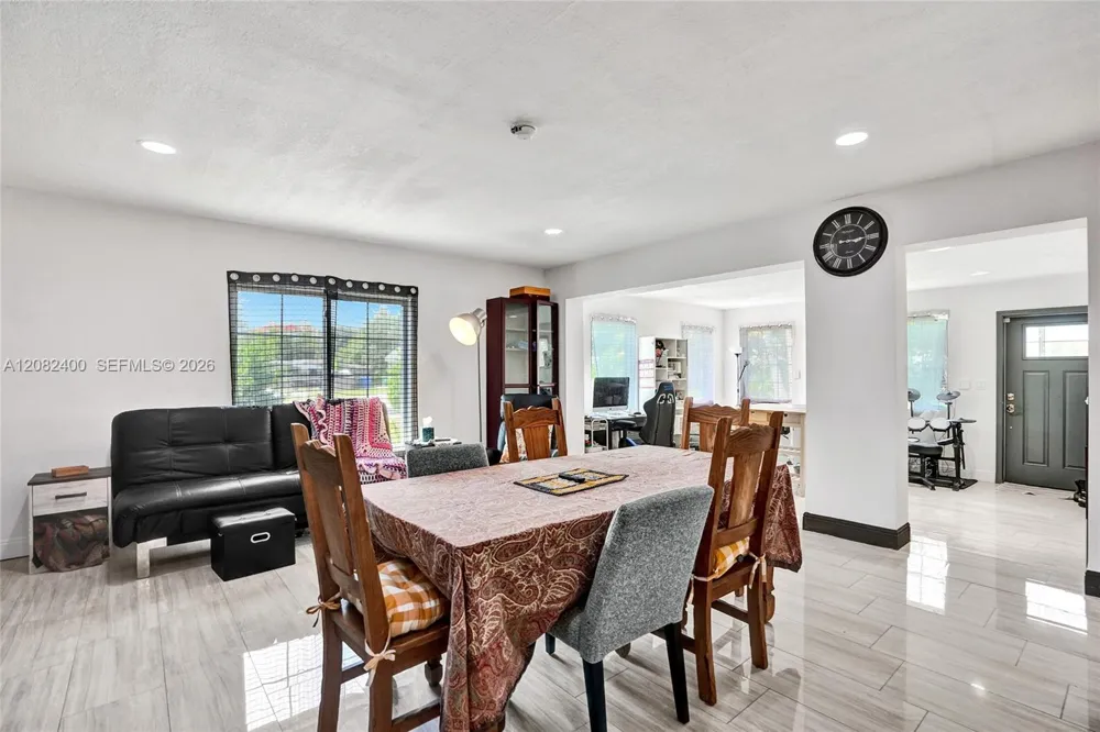 1124 NW 16th St Fort Lauderdale, FL 33311