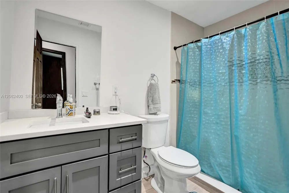 1124 NW 16th St Fort Lauderdale, FL 33311