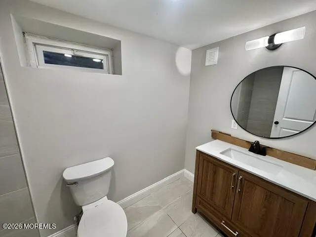 16 Charlotte Street Sayreville, NJ 08872