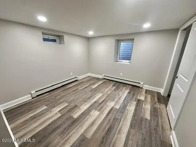16 Charlotte Street Sayreville, NJ 08872
