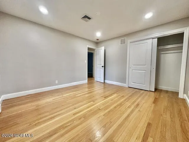 16 Charlotte Street Sayreville, NJ 08872
