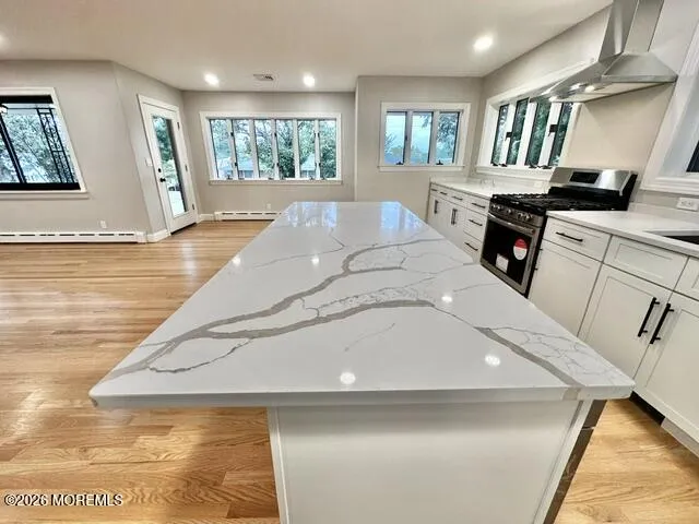 16 Charlotte Street Sayreville, NJ 08872