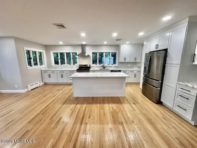 16 Charlotte Street Sayreville, NJ 08872