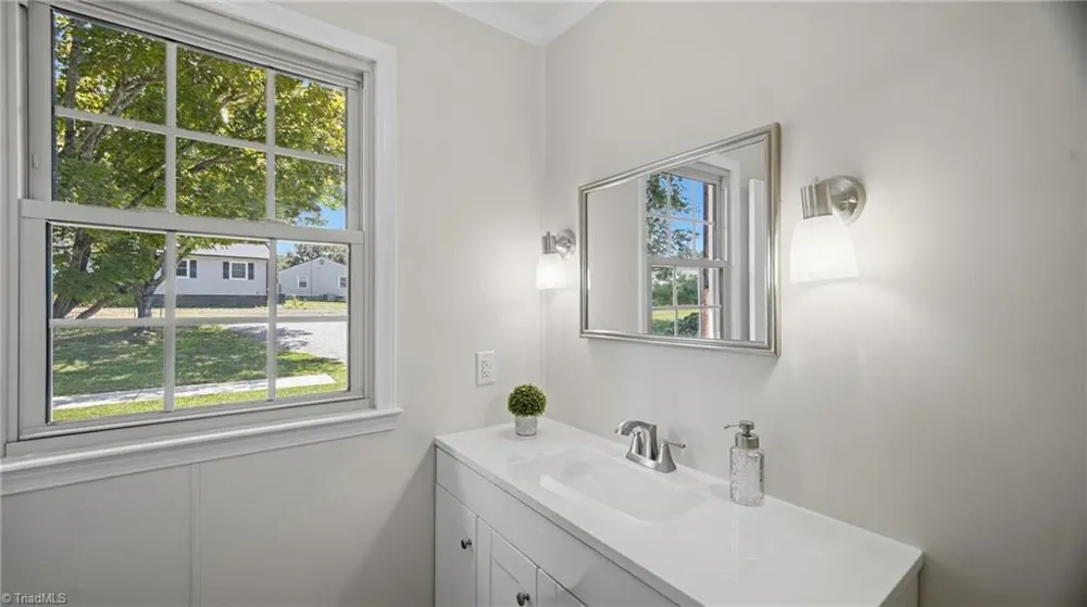 130 Circle Drive Haw River, NC 27258