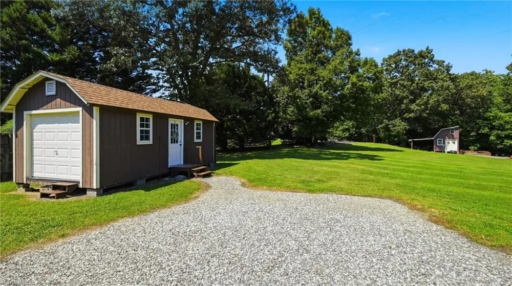 130 Circle Drive Haw River, NC 27258