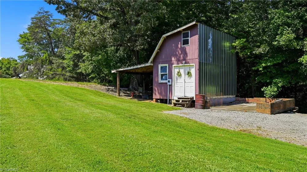 130 Circle Drive Haw River, NC 27258