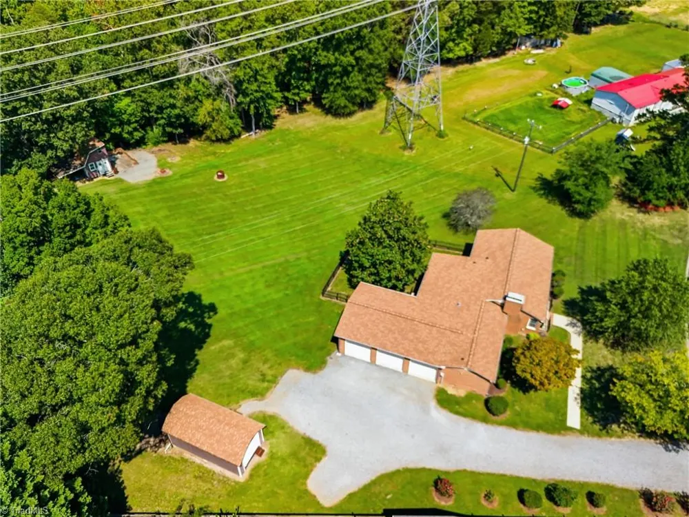 130 Circle Drive Haw River, NC 27258