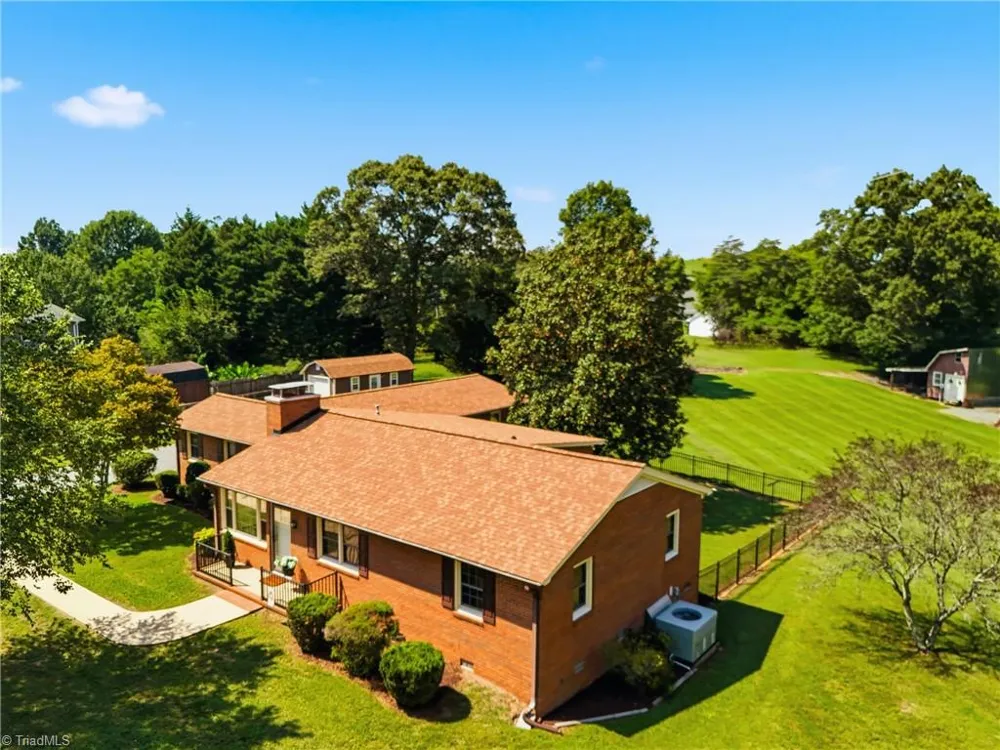 130 Circle Drive Haw River, NC 27258