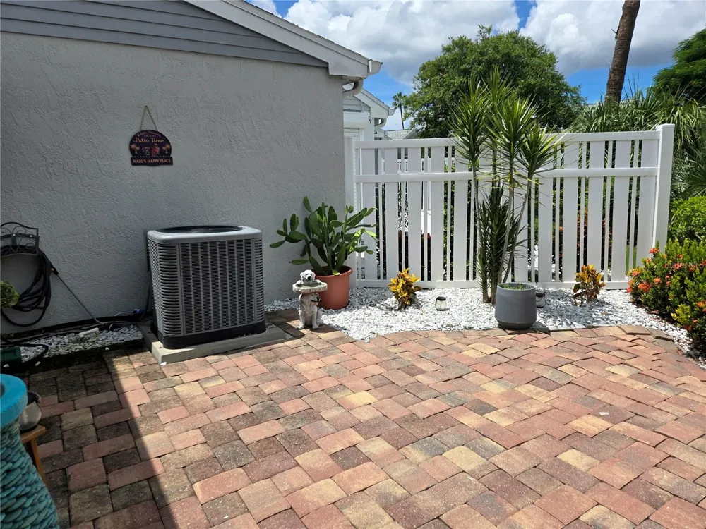 3411 52ND AVENUE CIR W Bradenton, FL 34210