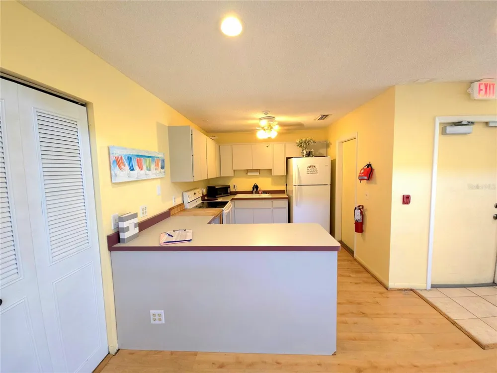 3411 52ND AVENUE CIR W Bradenton, FL 34210