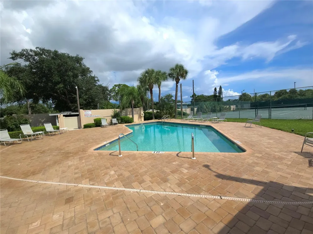 3411 52ND AVENUE CIR W Bradenton, FL 34210