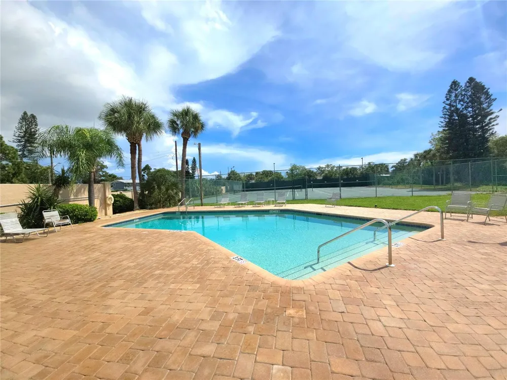 3411 52ND AVENUE CIR W Bradenton, FL 34210
