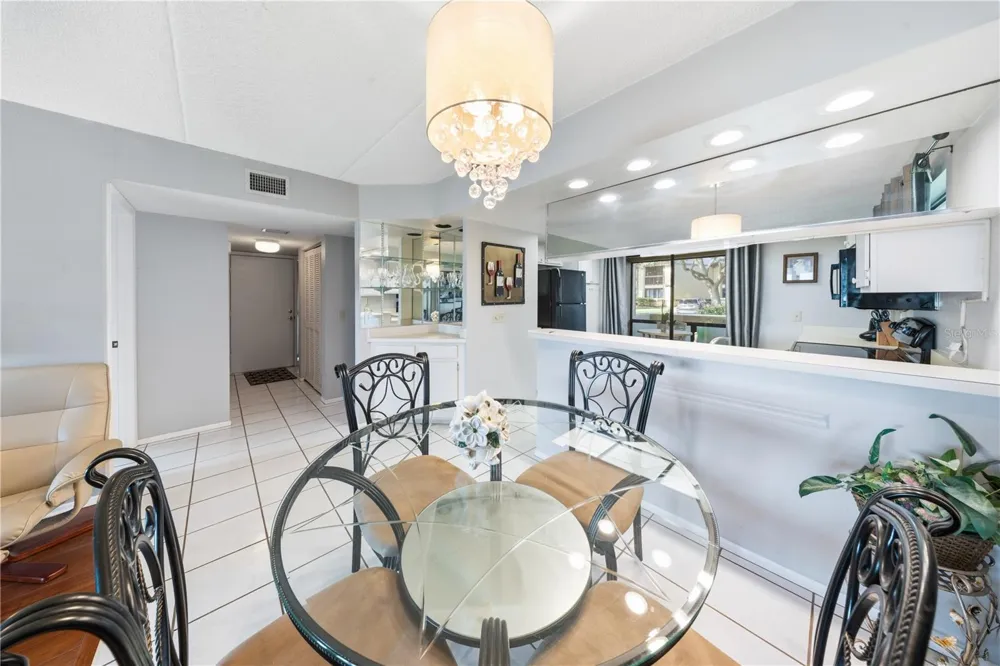 317 WOODLAKE WYNDE Oldsmar, FL 34677